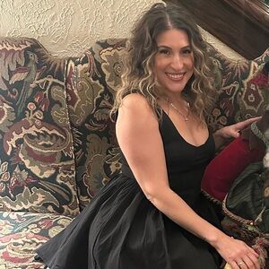 Meet your Posher, Posh